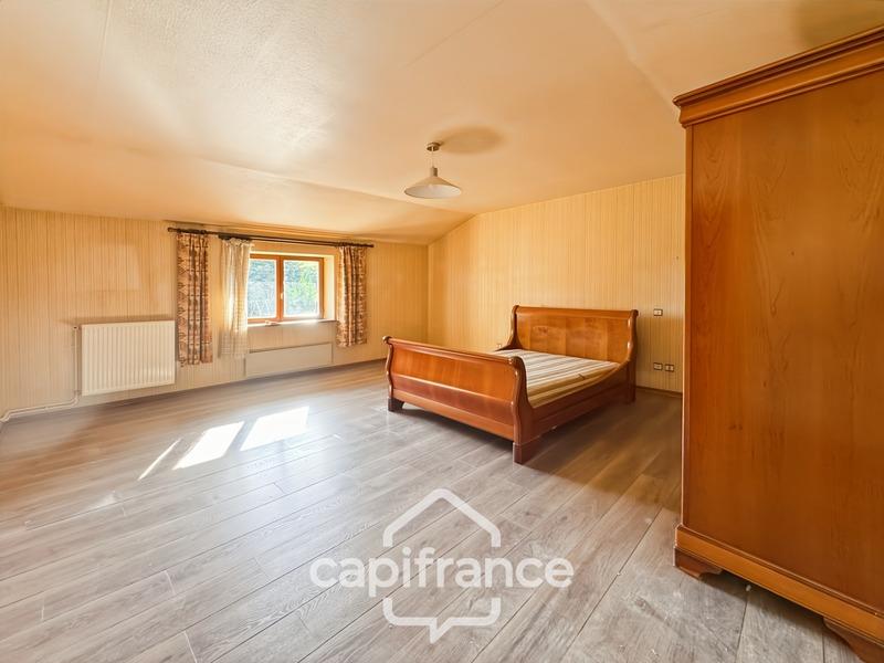 Maison - 185 m² - 6 pièces