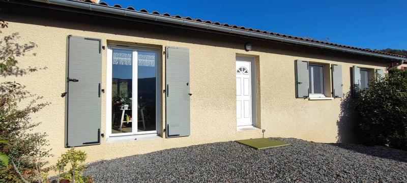 Villa - 90 m² - 4 pièces