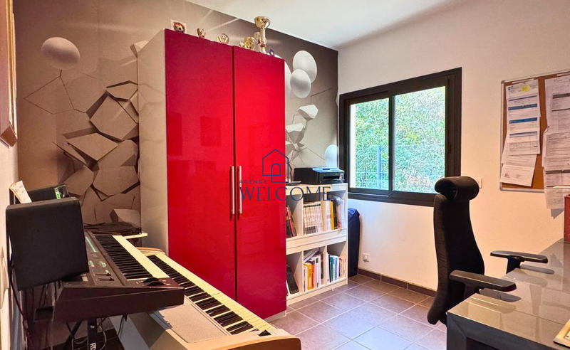 Maison contemporaine - 165 m² - 5 pièces