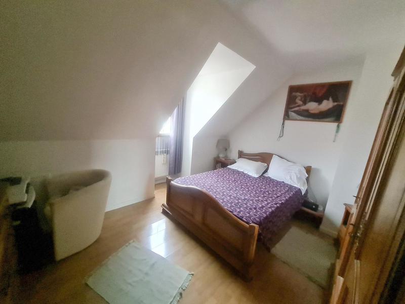 Maison - 92 m² - 6 pièces