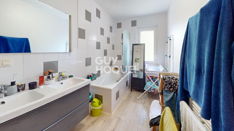 Appartement - 72 m² - 3 pièces