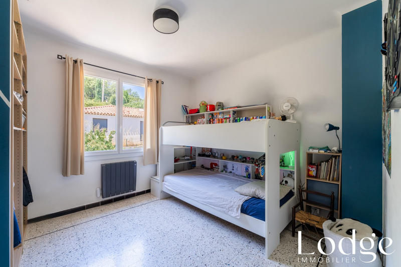 Maison - 93 m² - 5 pièces