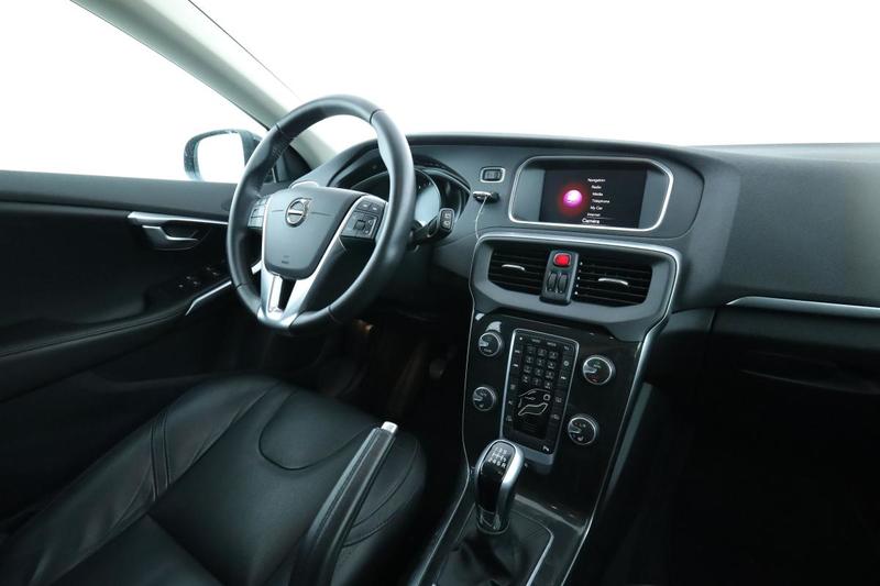 Volvo V40 2.0 T2 Signature Edition 122 ch