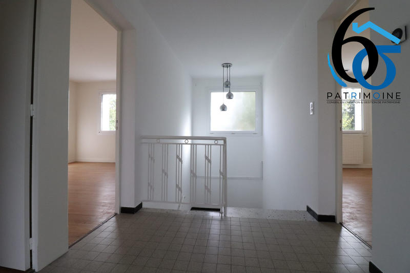 Maison - 102 m² - 4 pièces