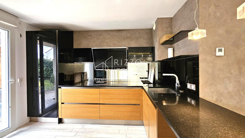 Appartement - 71 m² - 3 pièces