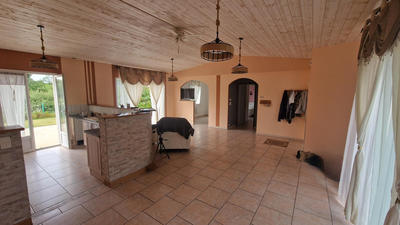 Maison - 93 m² - 4 pièces