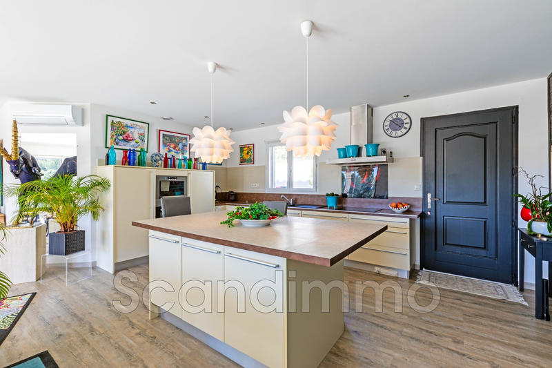 Maison - 168 m² - 4 pièces