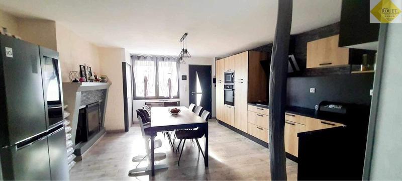 Maison - 156 m² - 9 pièces