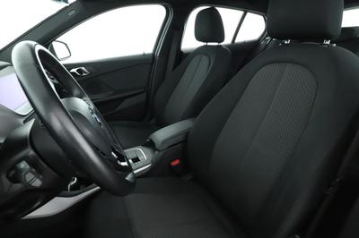 Bmw Série 1 116d Business Design Dkg7 116 ch