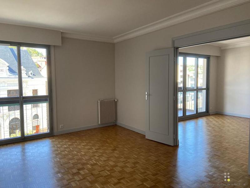 Appartement - 110 m² - 4 pièces