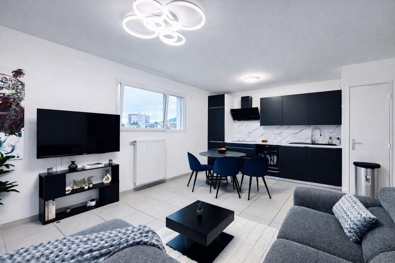 Appartement - 75 m² - 4 pièces