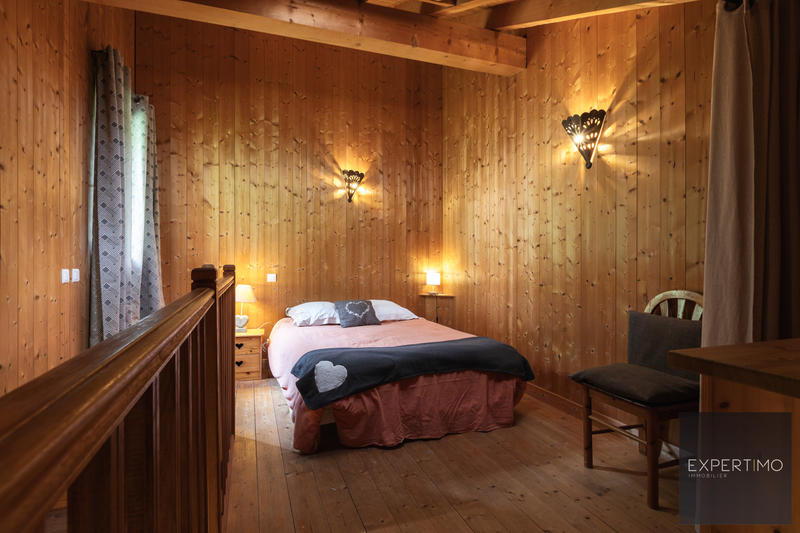 Maison - 176 m² - 7 pièces