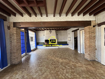 Maison - 230 m² - 5 pièces