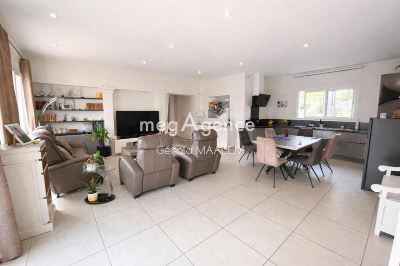 Maison de ville - 112 m² - 4 pièces