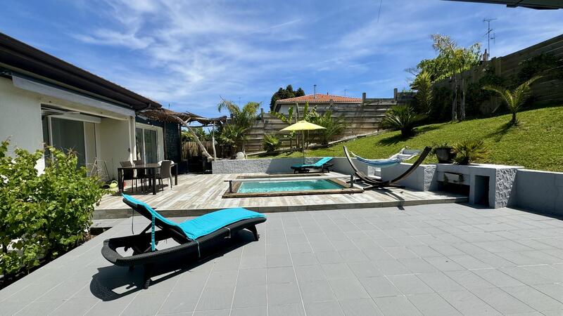 Maison - 169 m² - 6 pièces