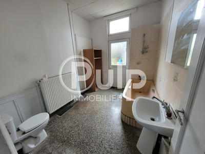 Immeuble - 137 m² - 8 pièces