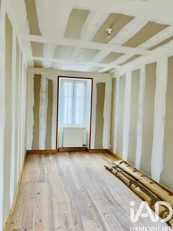 Maison - 260 m² - 7 pièces