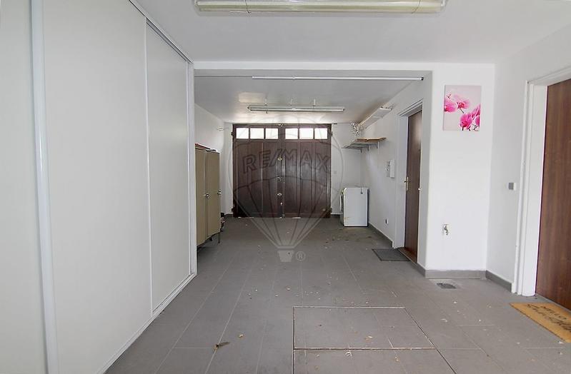 Maison - 130 m² - 8 pièces