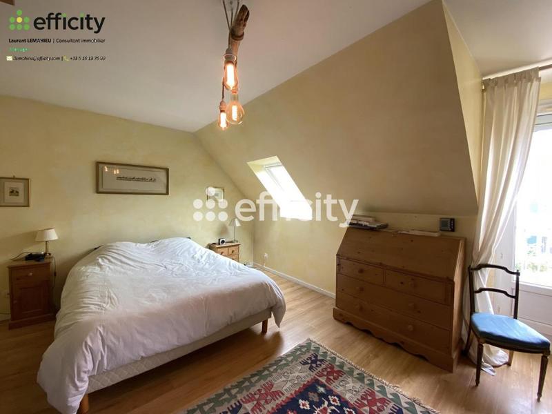 Maison - 157 m² - 7 pièces