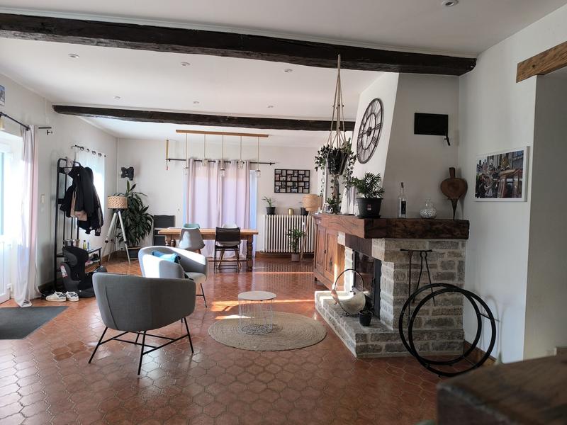 Maison - 198 m² - 5 pièces