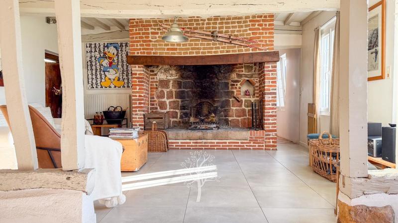 Maison - 180 m² - 5 pièces