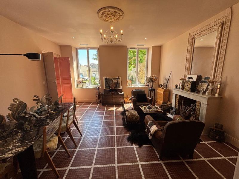 Maison de maîtres - 190 m² - 8 pièces