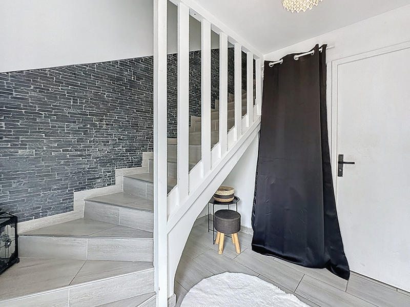 Maison - 107 m² - 5 pièces