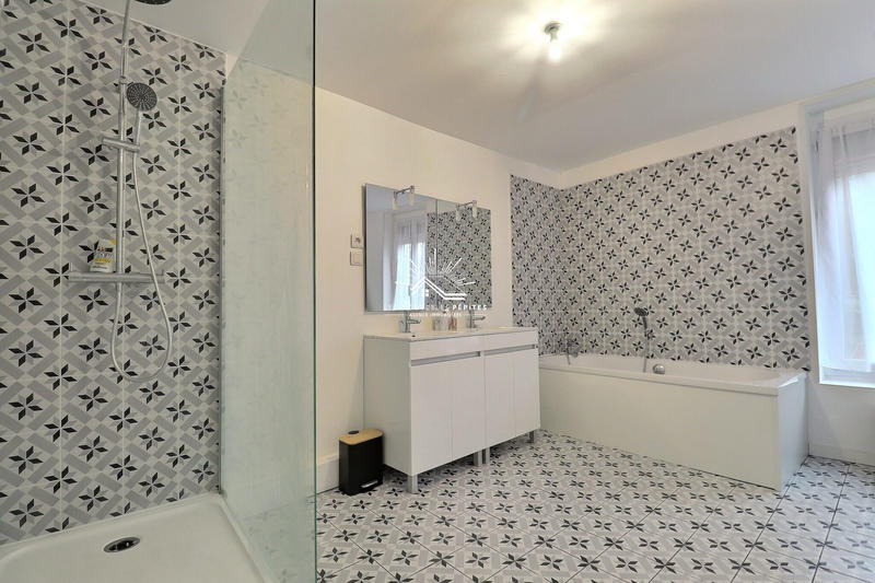 Maison - 117 m² - 4 pièces