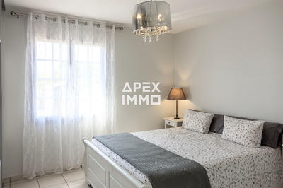 Maison - 142 m² - 6 pièces