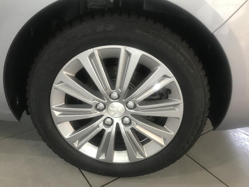 Peugeot 308 II Sw 1.2i Puretech 12v s&amp;S - 130 Eat8 Active Pack