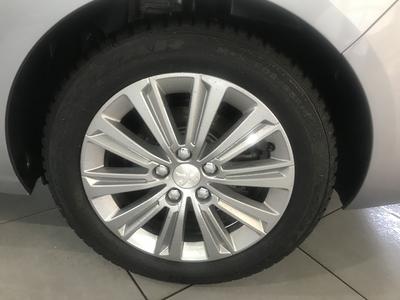 Peugeot 308 II Sw 1.2i Puretech 12v s&amp;S - 130 Eat8 Active Pack