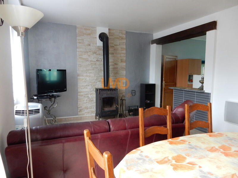 Maison en pierre - 141 m² - 8 pièces