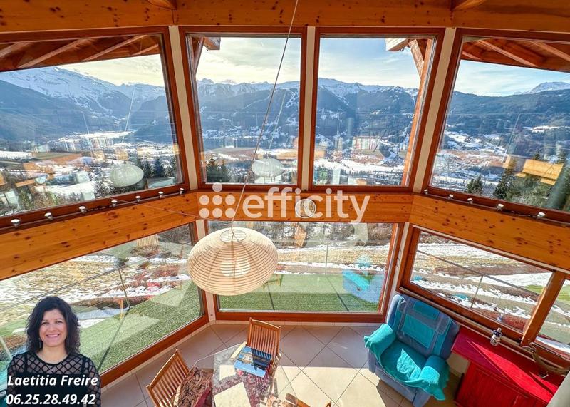 Maison - 260 m² - 10 pièces