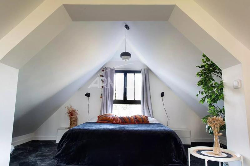 Maison - 120 m² - 7 pièces