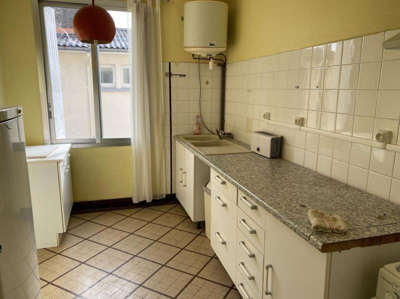 Maison - 200 m² - 11 pièces