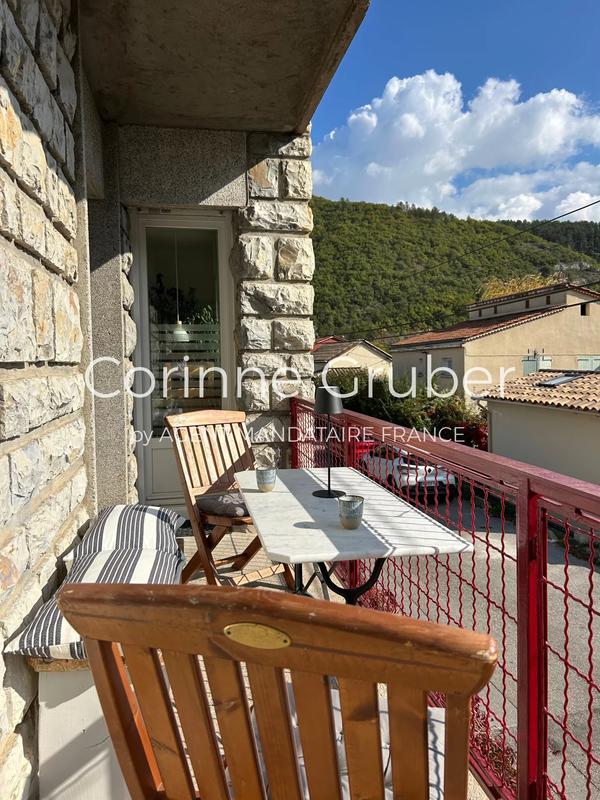 Appartement - 83 m² - 4 pièces