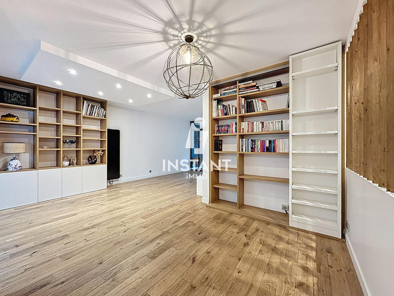 Appartement - 90 m² - 5 pièces