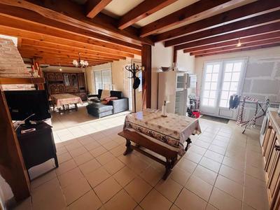 Maison - 200 m² - 6 pièces