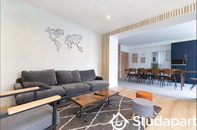 Chambre - 14 m² - 1 pièce