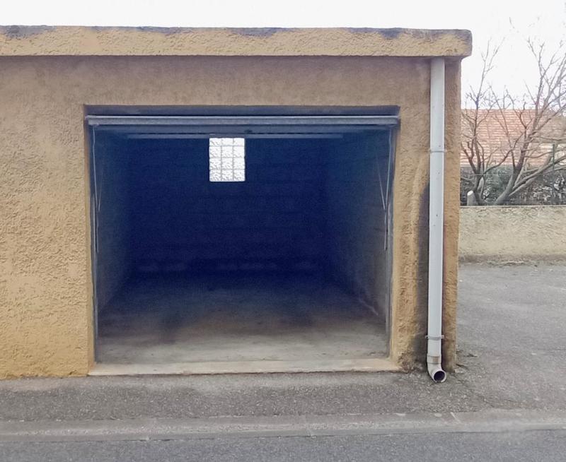 Garage - 16 m²