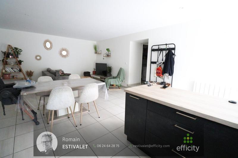 Appartement - 90 m² - 4 pièces