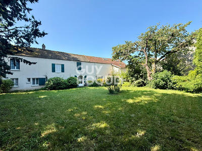 Maison - 245 m² - 8 pièces