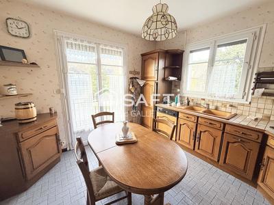 Maison - 94 m² - 4 pièces