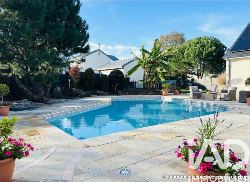 Maison - 179 m² - 7 pièces