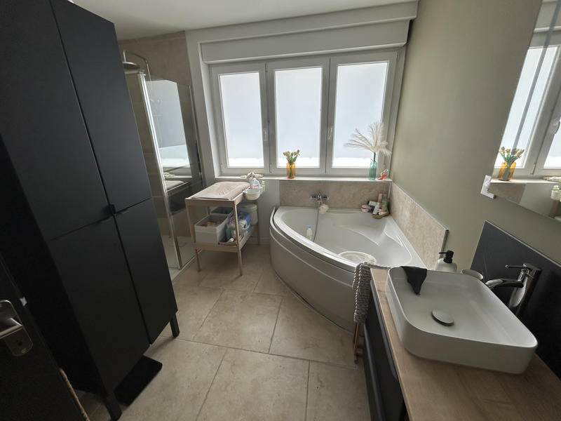 Appartement - 126 m² - 5 pièces