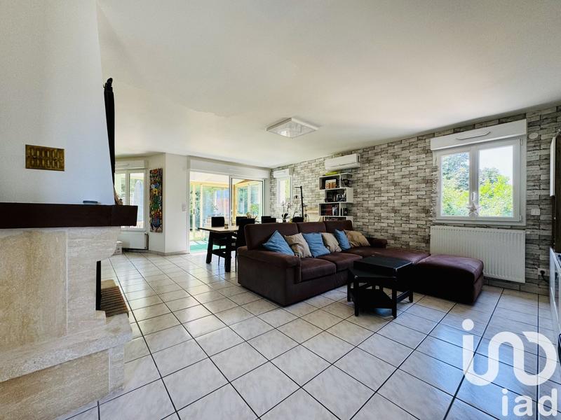 Maison - 181 m² - 8 pièces