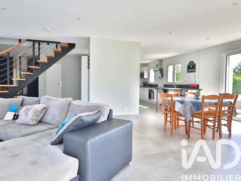 Maison - 130 m² - 5 pièces