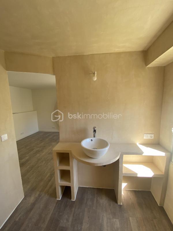 Maison de village - 67 m² - 3 pièces