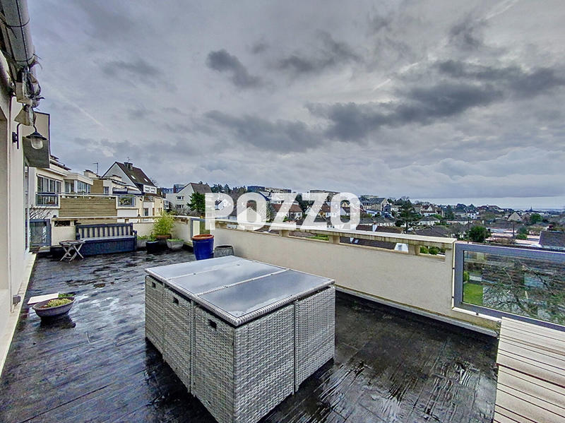 Appartement - 102 m² - 4 pièces