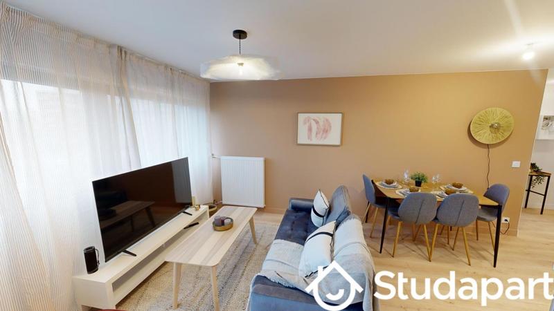 Chambre - 11 m² - 1 pièce